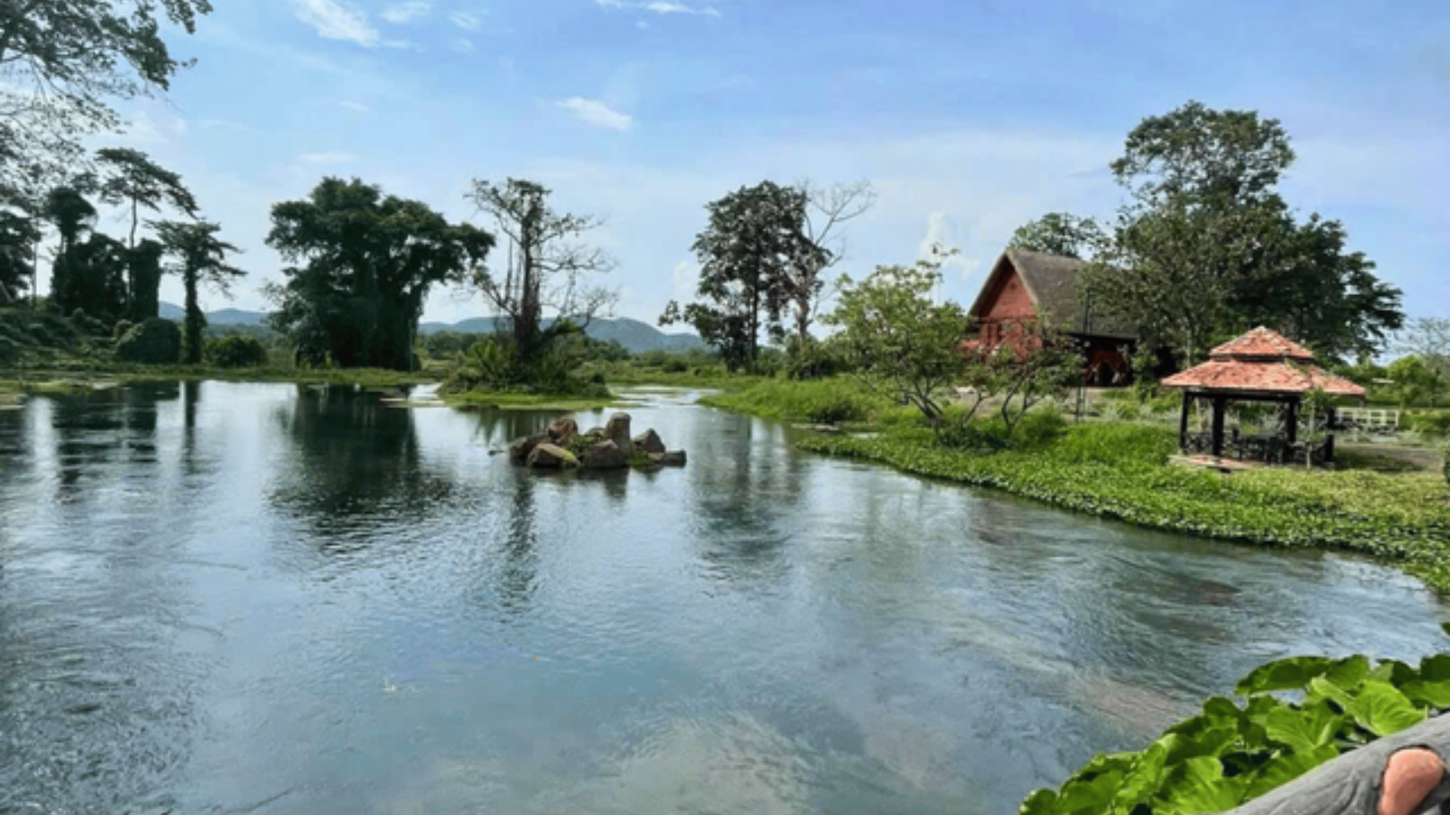 Chuyến đi bộ và tắm suối Chu Yang Sin (tour tiết kiệm)  (2)